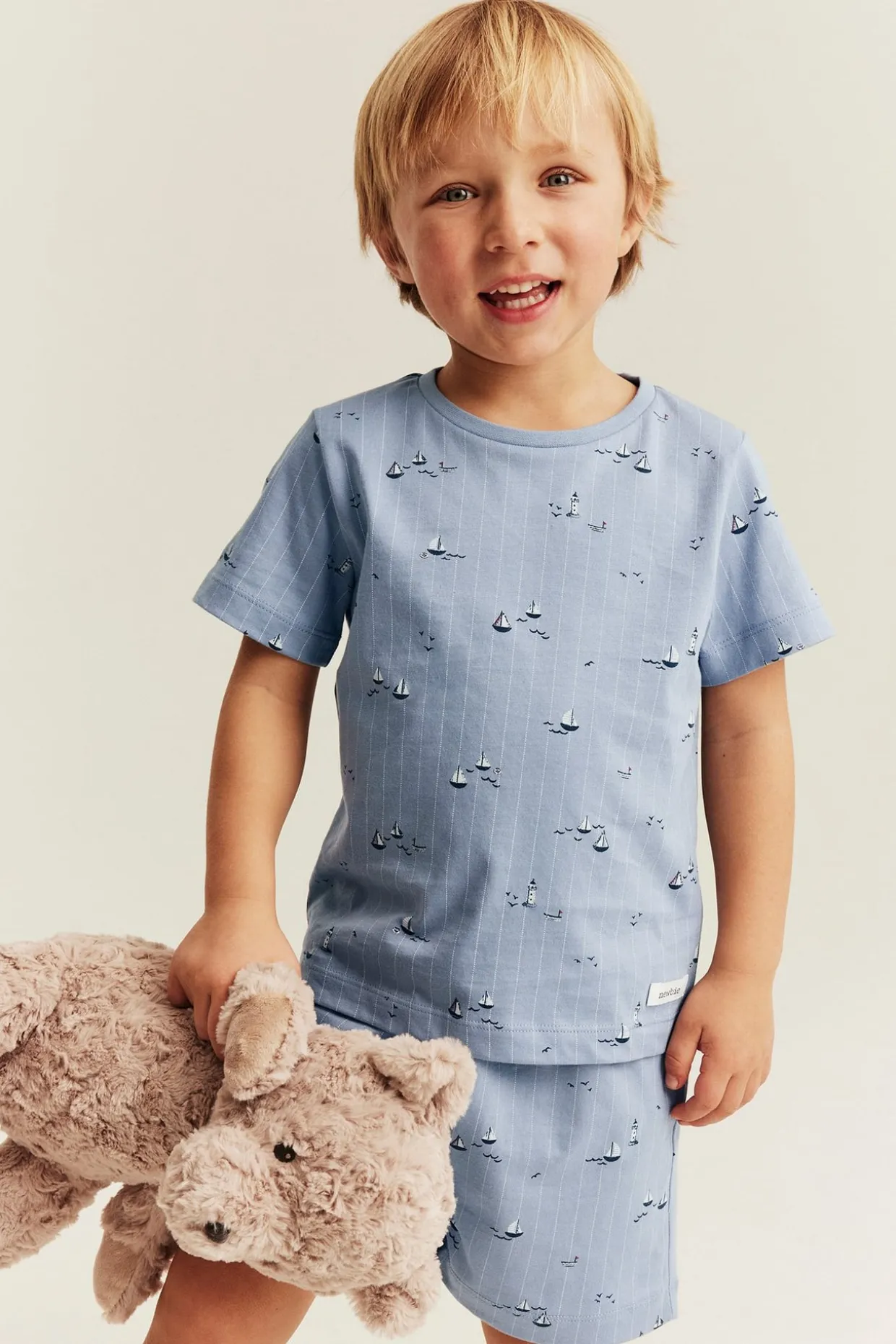 Pyjamasett med seilbåter