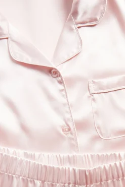 Pyjamas i sateng