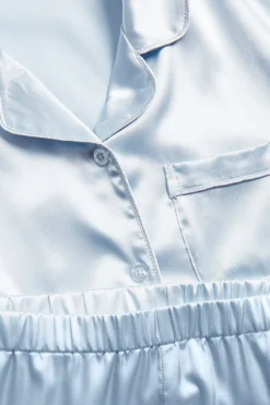 Pyjamas i sateng