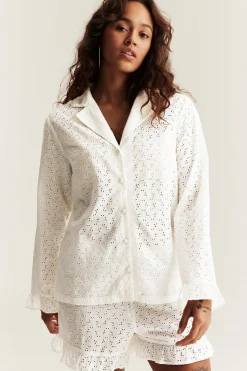 Pyjamas med broderi anglaise fra Newbie Woman