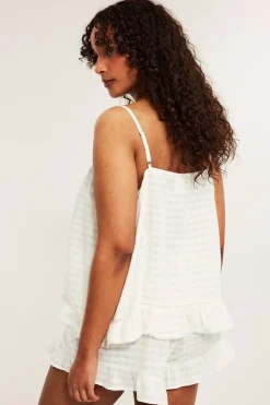 Pyjamassett med volangdetaljer