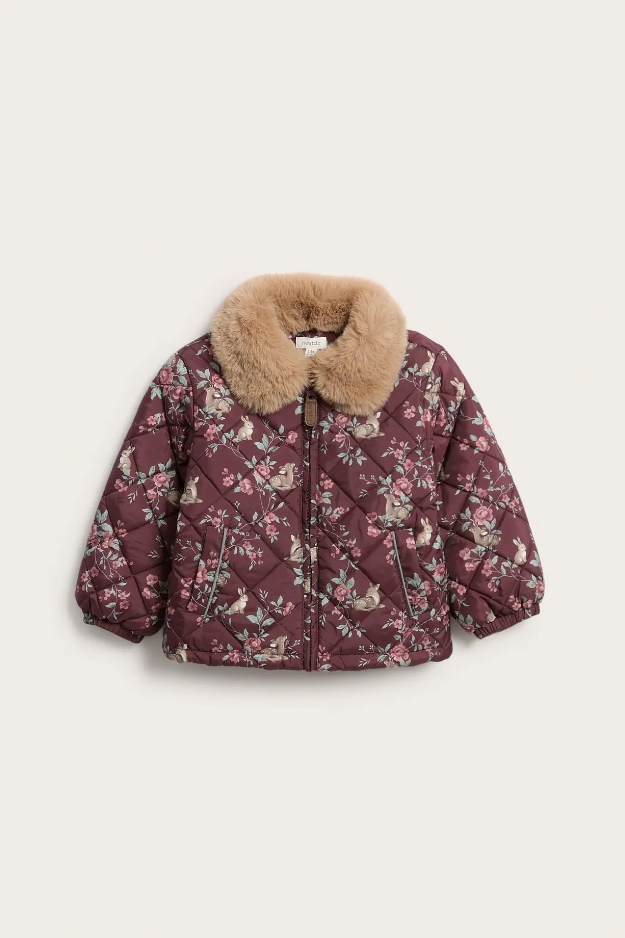 Quiltet jakke med blomstermønster