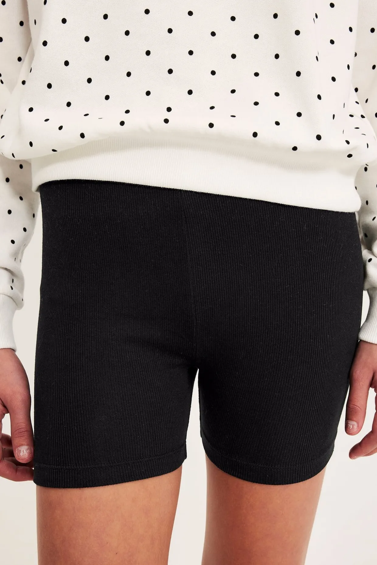 Ribbestrikkede sykkelshorts