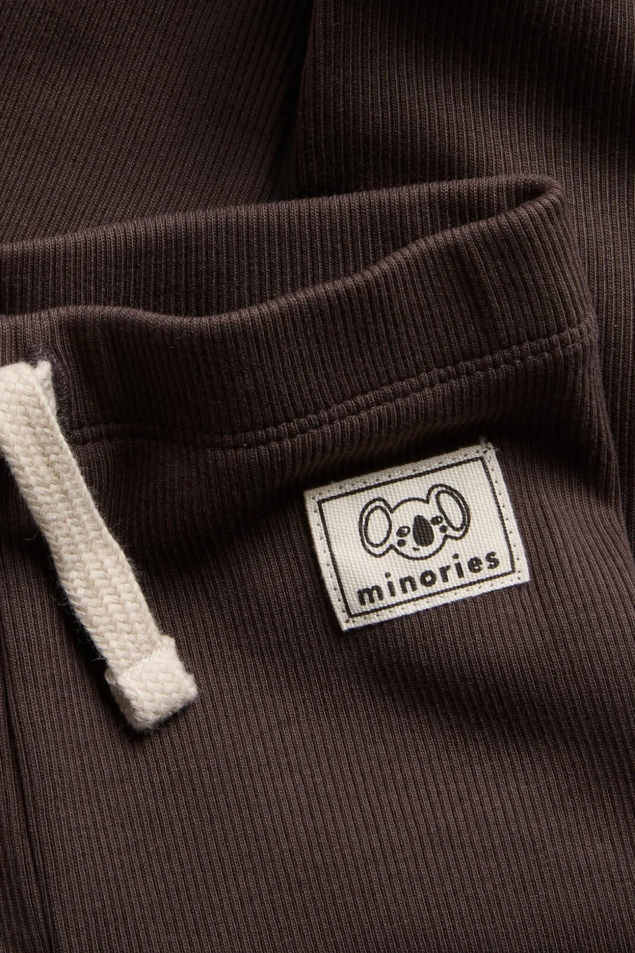 Ribbestrikket babyleggings