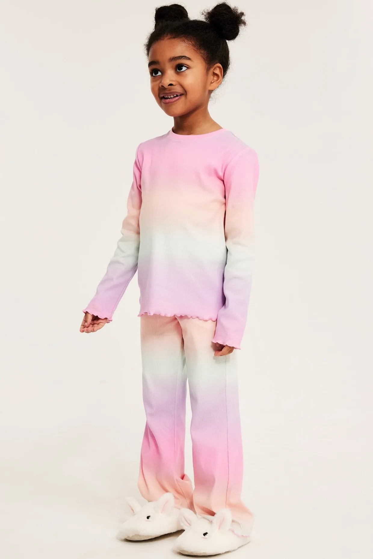 Ribbestrikket pyjamas