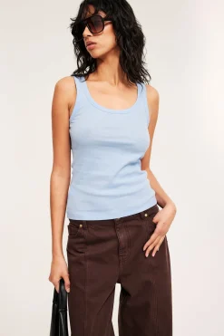 Ribbestrikket singlet