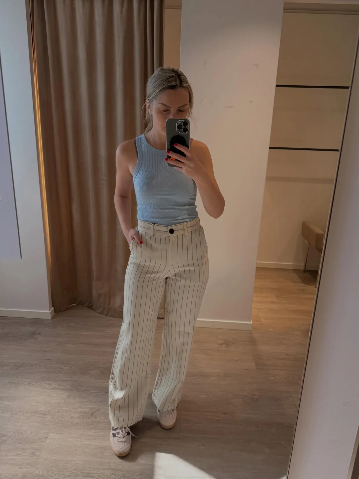 Ribbestrikket singlet