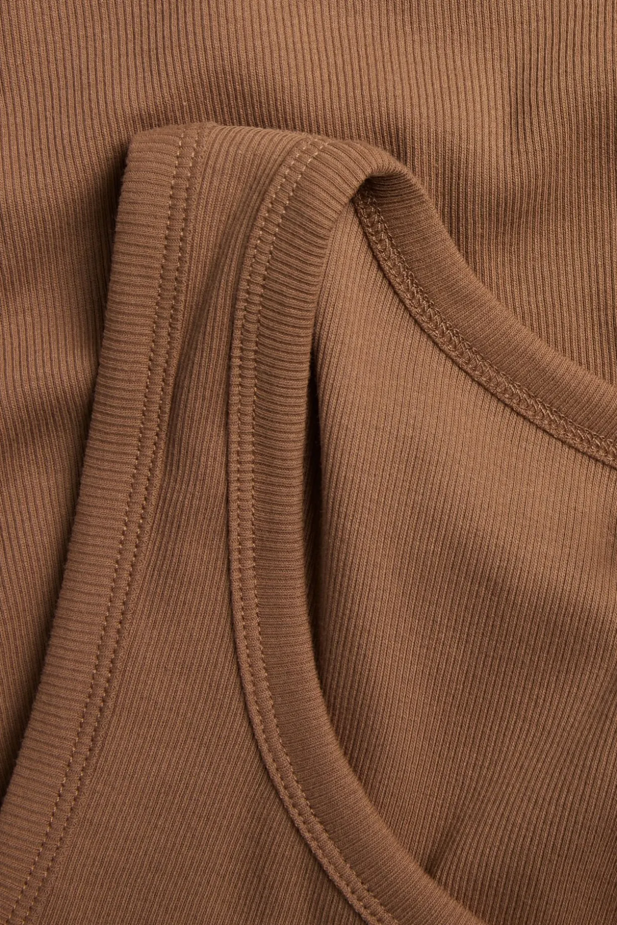 Ribbestrikket singlet
