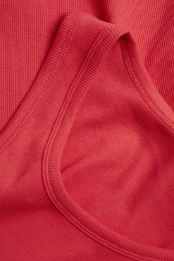 Ribbestrikket singlet