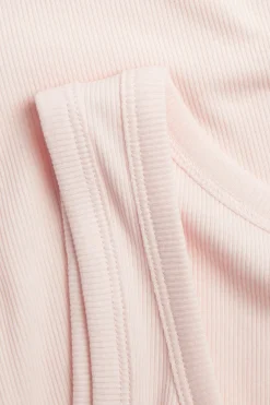 Ribbestrikket singlet