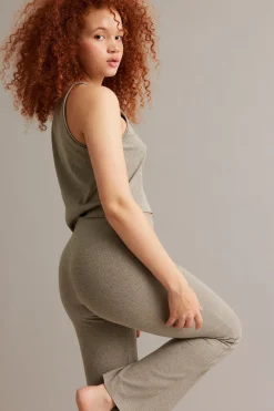 Ribbestrikket singlet