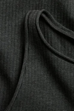 Ribbestrikket singlet