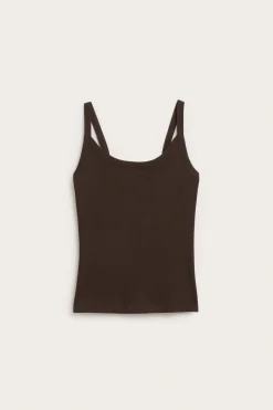 Ribbestrikket singlet med smale skulderstropper