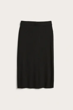 Ribbestrikket skjørt