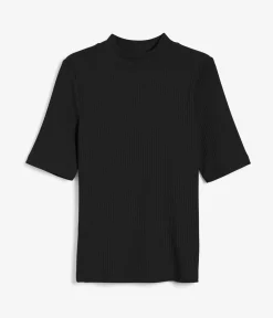 Ribbet topp med polokrage