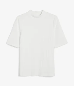 Ribbet topp med polokrage