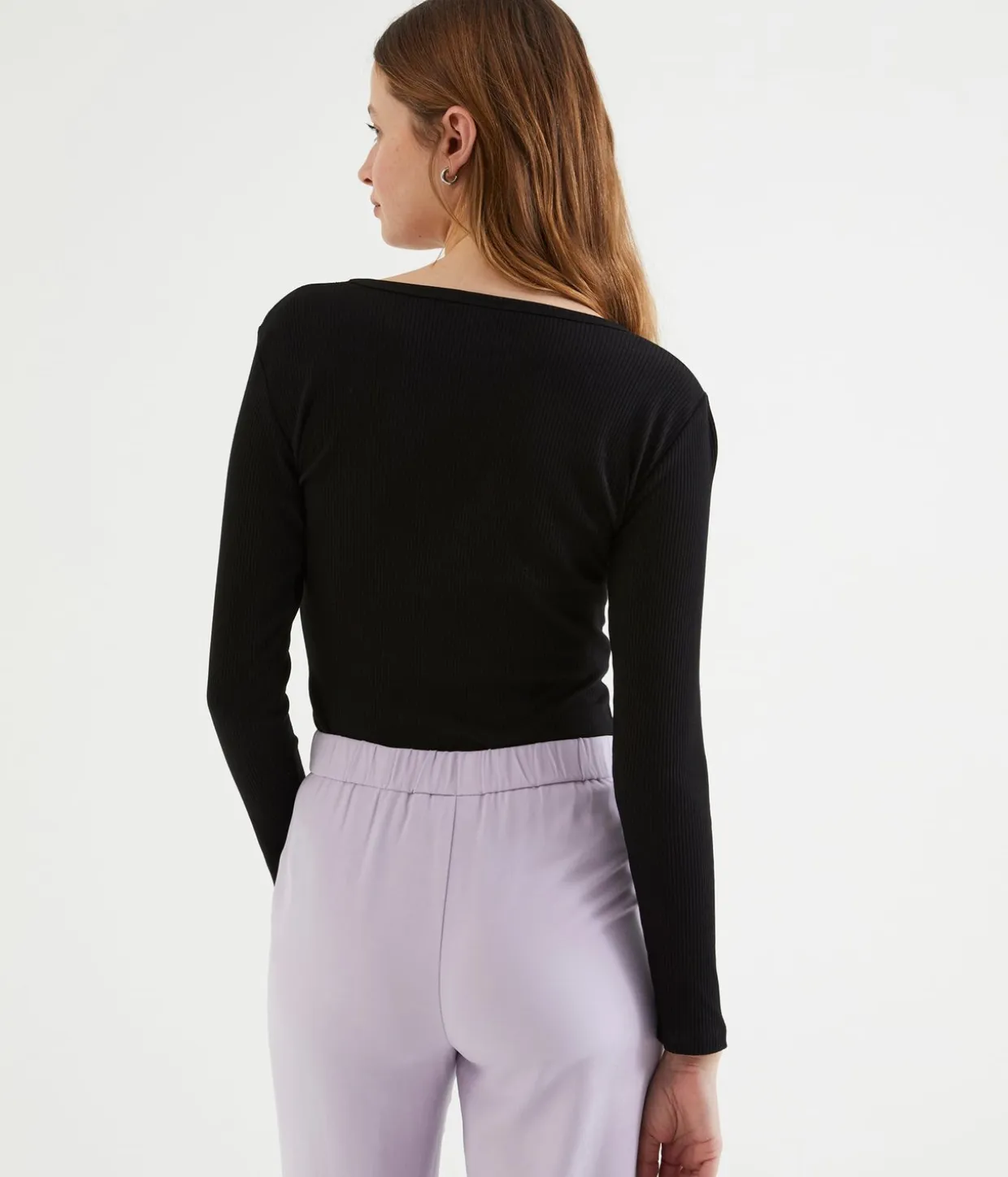 Ribbet topp | Svart | Dame | Kappahl