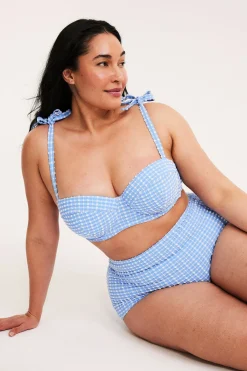 Rutete bikinitruse hipster