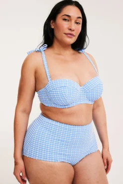 Rutete bikinitruse hipster