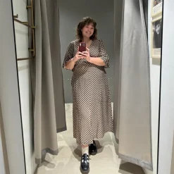 Rutete kjole med knapper