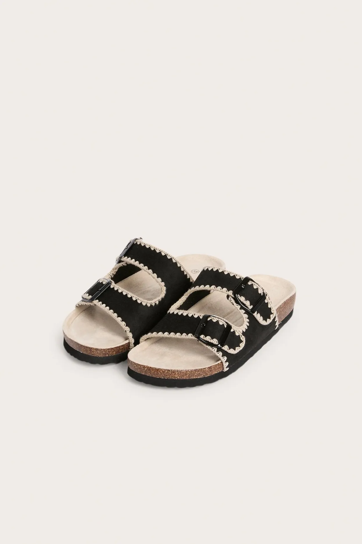 Sandaler med to fotremmer