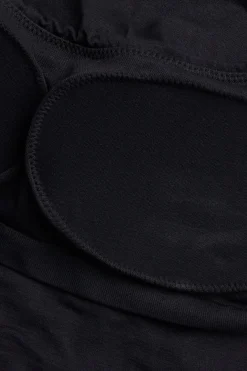 Seamless singlet