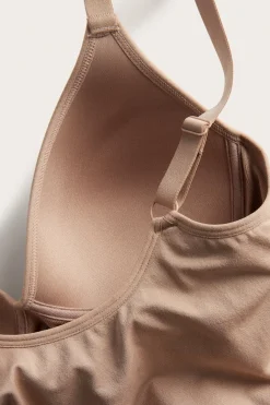 Seamless singlet med innebygd BH
