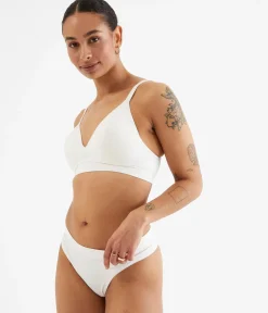 Seamless string