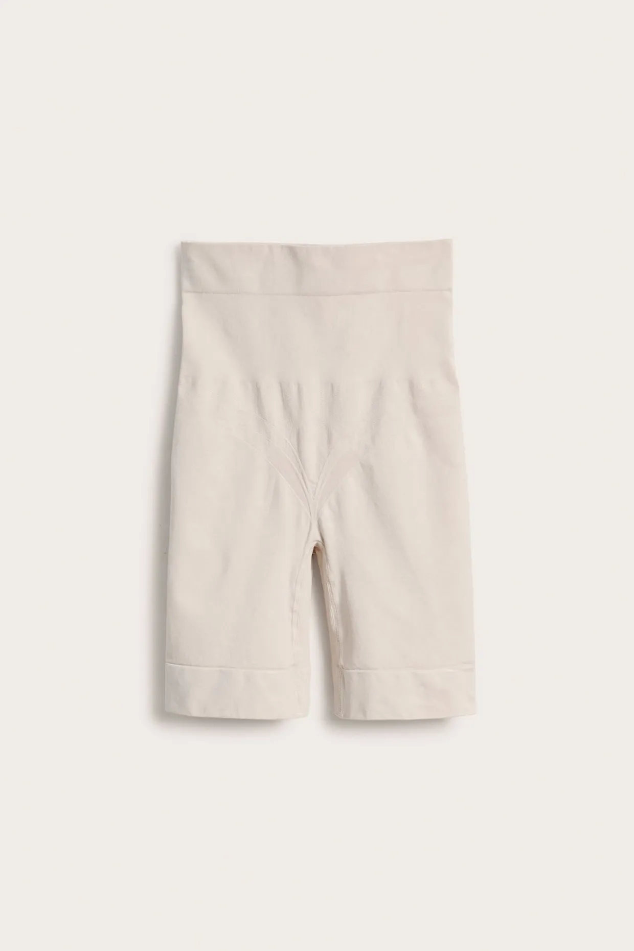 Shapingshorts med lett sømløs form