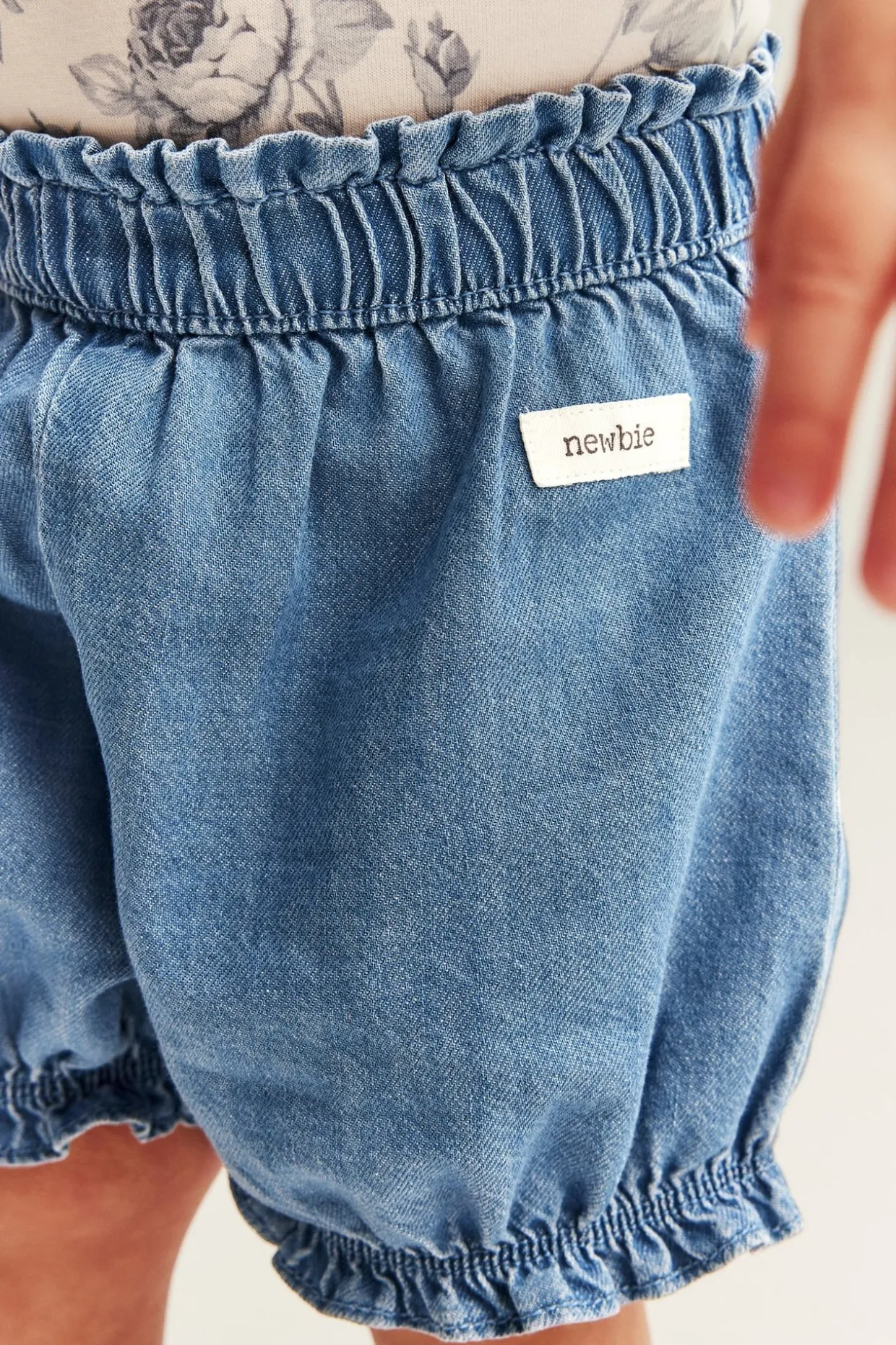 Shorts i vevd denim