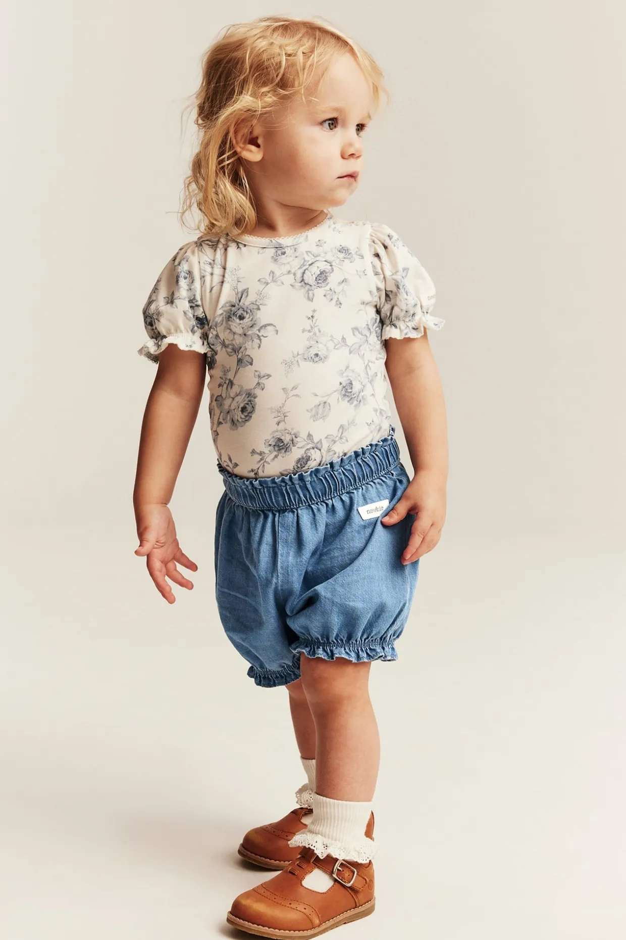 Shorts i vevd denim