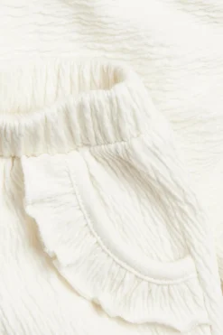 Shorts med volanger