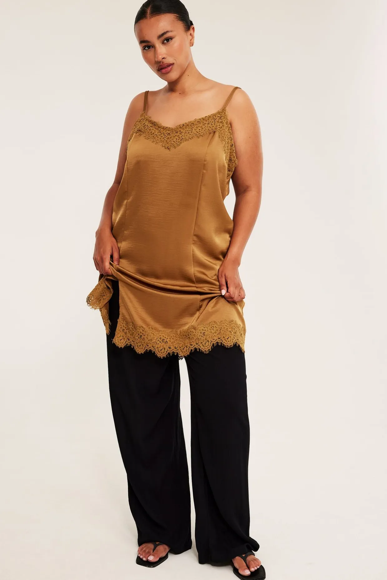 Singlet i satin
