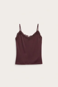 Singlet med blonder