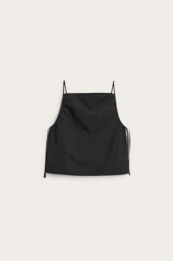 Singlet med draperingsdetaljer