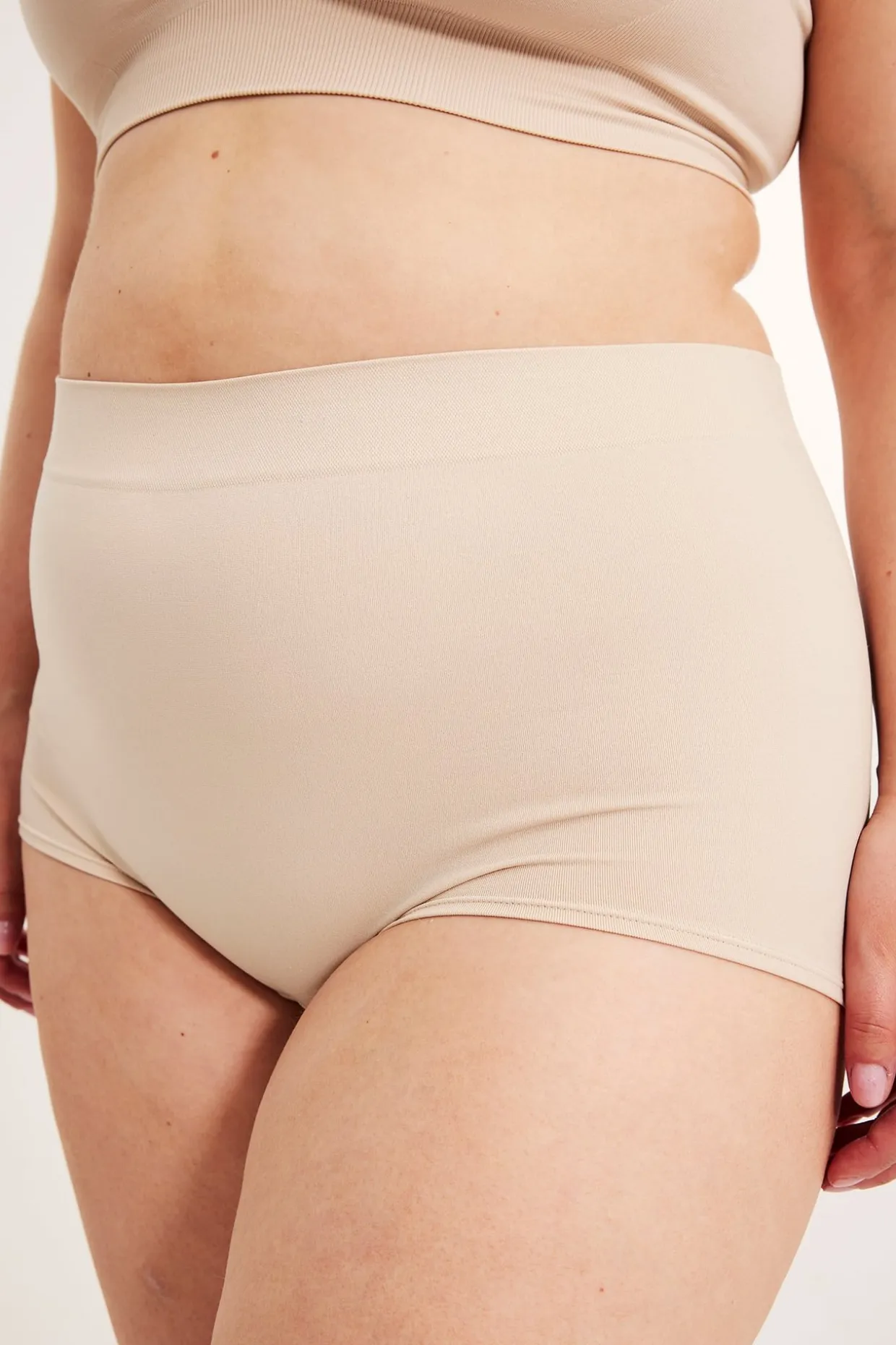 Sømløs boxertruse
