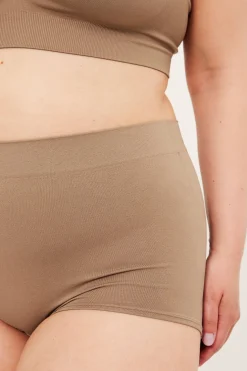 Sømløs boxertruse
