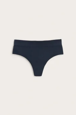 Sømløs stringtruse