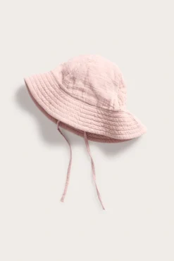 Solhatt med knytebånd