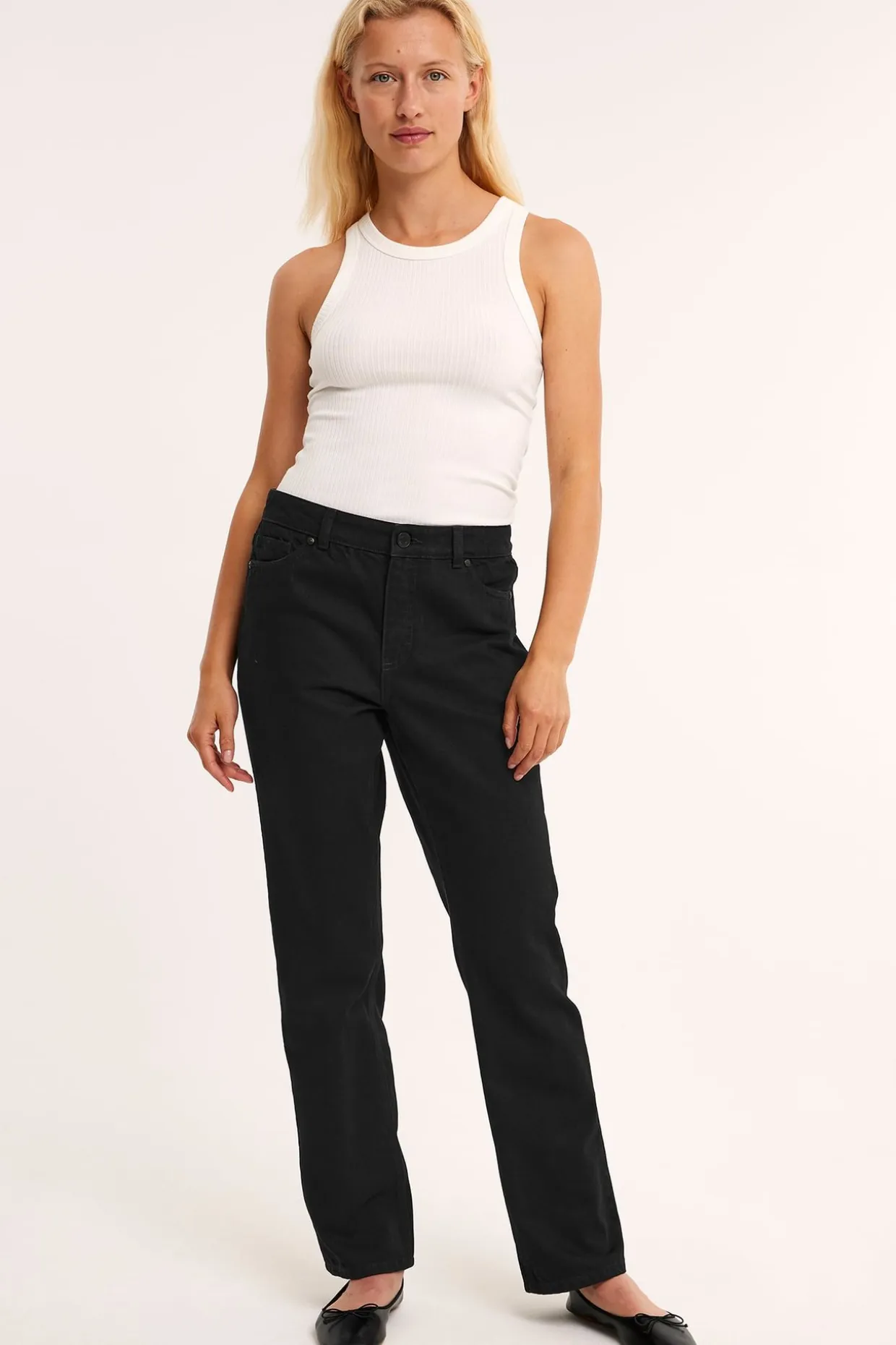 Straight jeans high waist | Svart denim | Dame | Kappahl