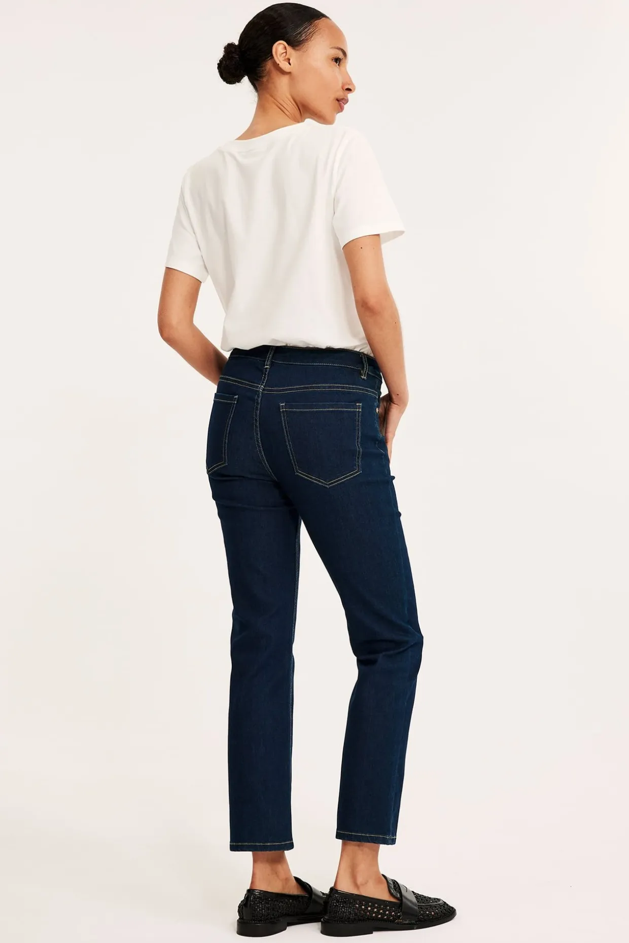 Straight jeans mid waist short leg