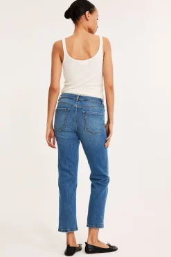 Straight jeans m waist short leg