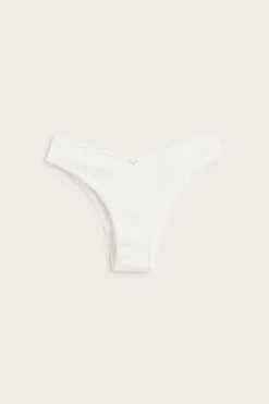 Stringtruse i bomull med pointelle