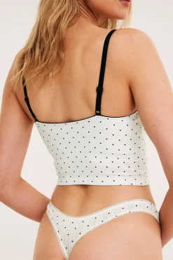 Stringtruse i pointelle
