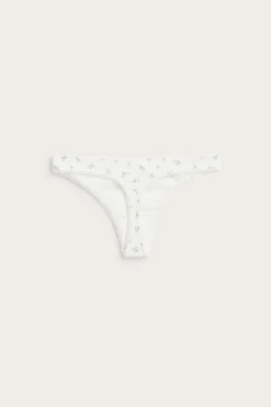 Stringtruse i pointelle