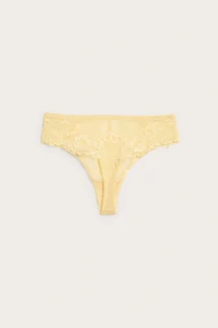 Stringtruse med blondedetaljer