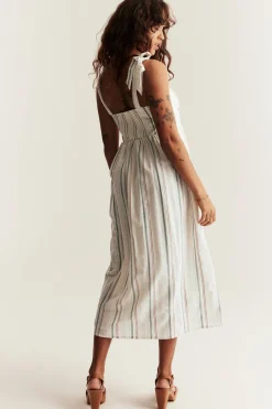 Stripete kjole fra Newbie Woman