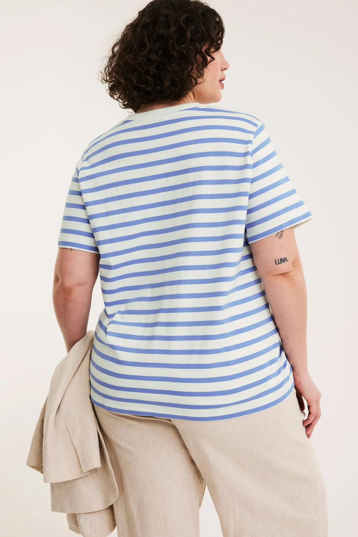 Stripet T-skjorte i bomull