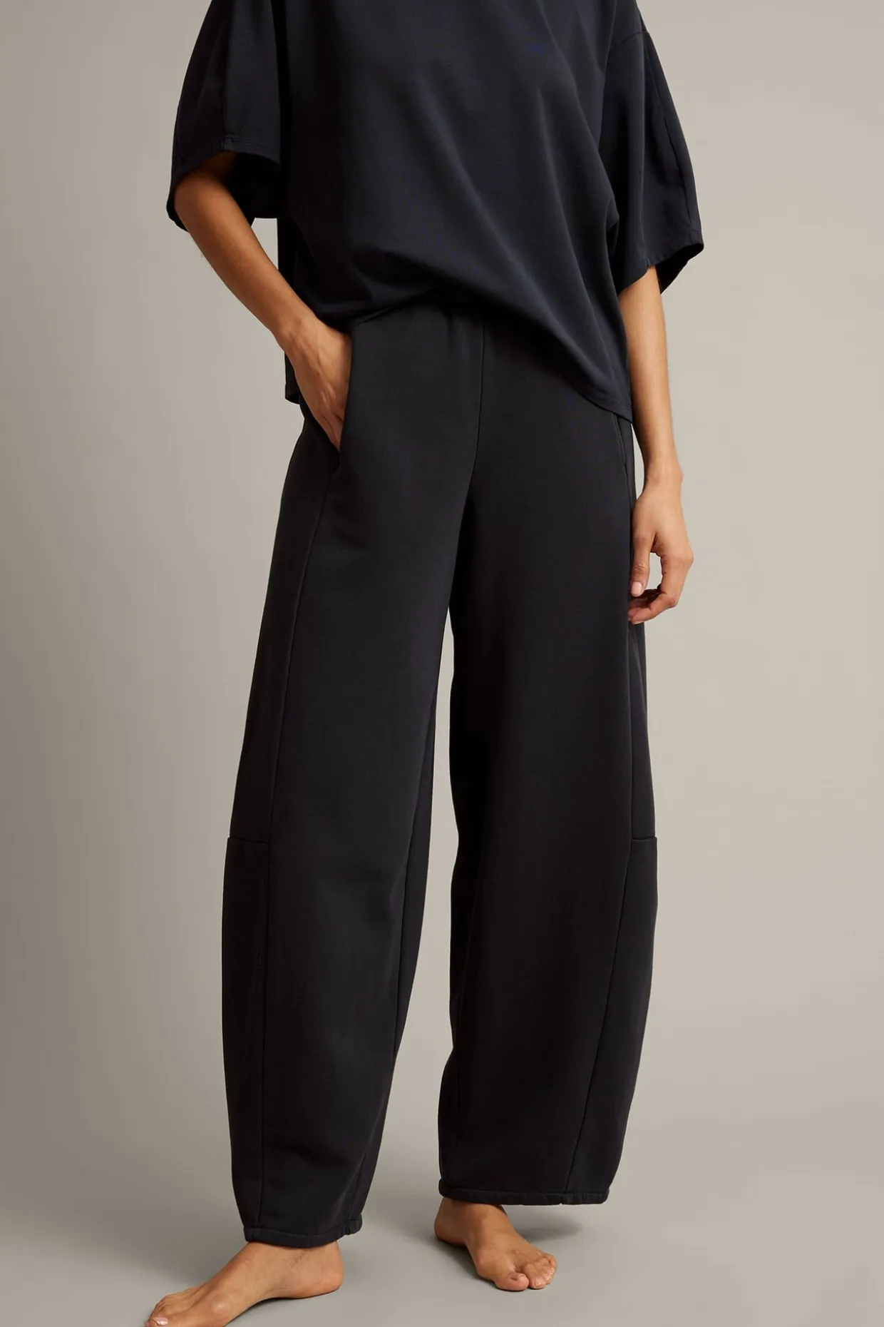 Sweatpants barrel fit