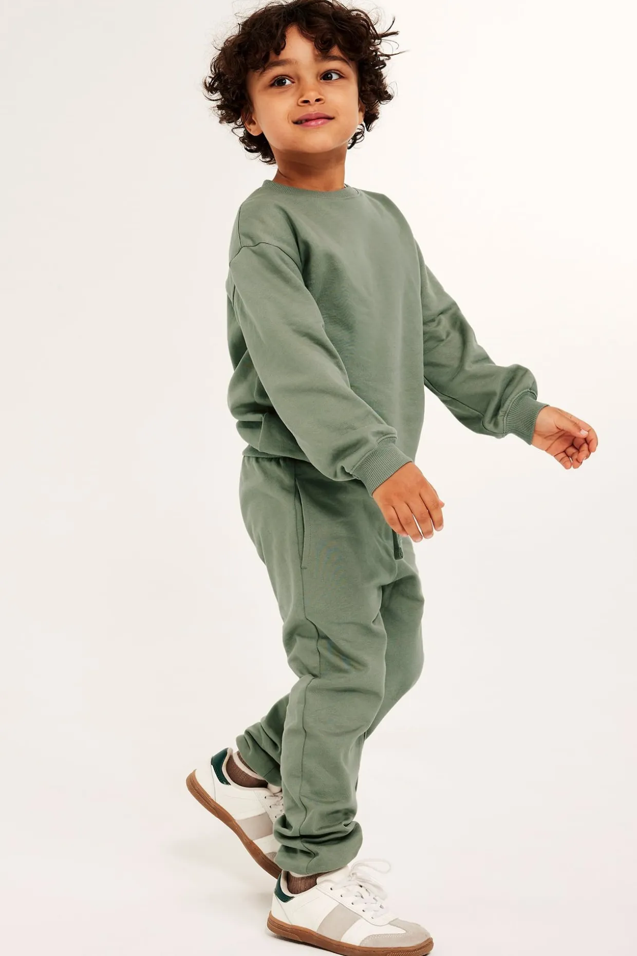 Sweatshirt med børstet innside